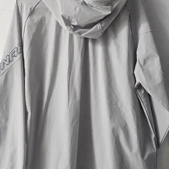 [BUNJANG] Dynafit Lightweight Windbreaker Hoodie Zip-Up / 다이나핏 바람막이 후드 집업 춘추 경량