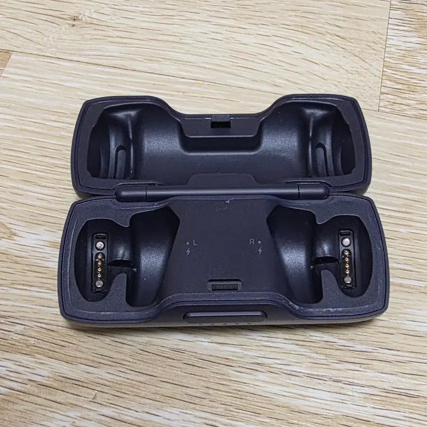 [BUNJANG] Bose SoundSport Free Bluetooth Wireless Earphones (Body) / 보스 사운드스포츠 프리 블루투스 무선 이어폰 본체