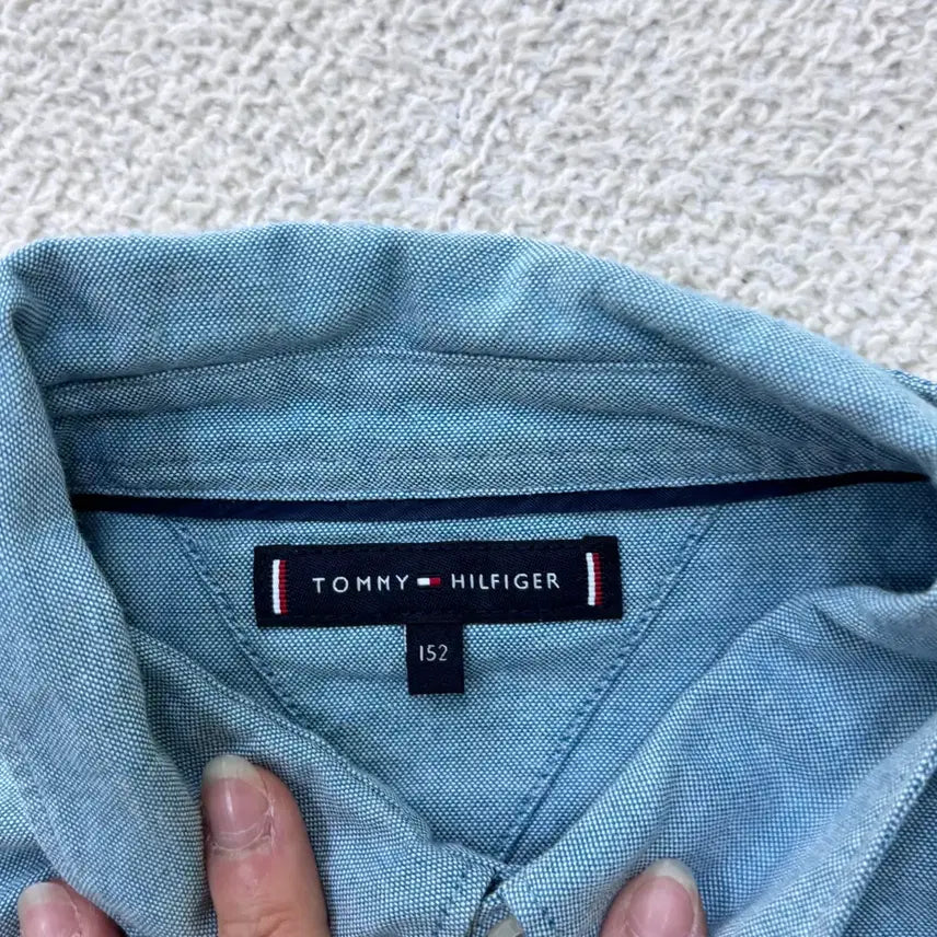 [BUNJANG] Tommy Hilfiger Kids Logo Embroidered Long Sleeve Shirt / 152 타미힐피거 키즈 로고 자수 긴팔 셔츠 0619E