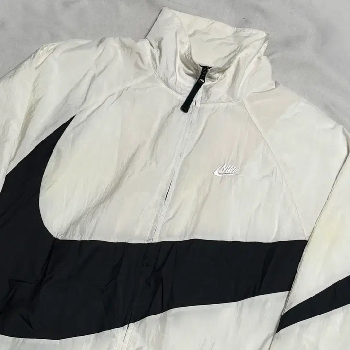 [BUNJANG] Nike Big Swoosh Woven Jacket (L) / L 나이키 빅스우시 바람막이 우븐 자켓
