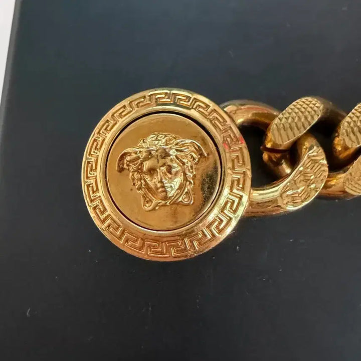 [BUNJANG] Versace Medusa Chain Bracelet Gold Plated / 베루사체 메두사 체인 팔찌 금장