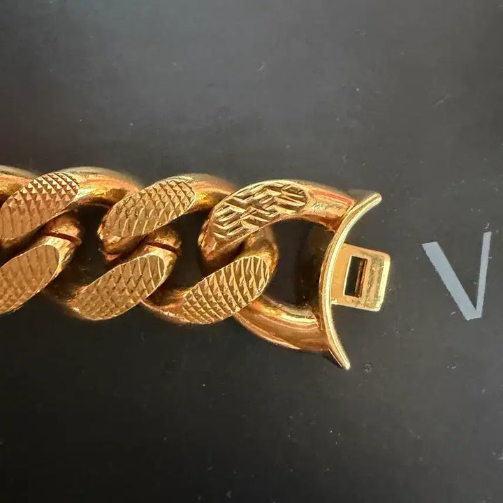 [BUNJANG] Versace Medusa Chain Bracelet Gold Plated / 베루사체 메두사 체인 팔찌 금장