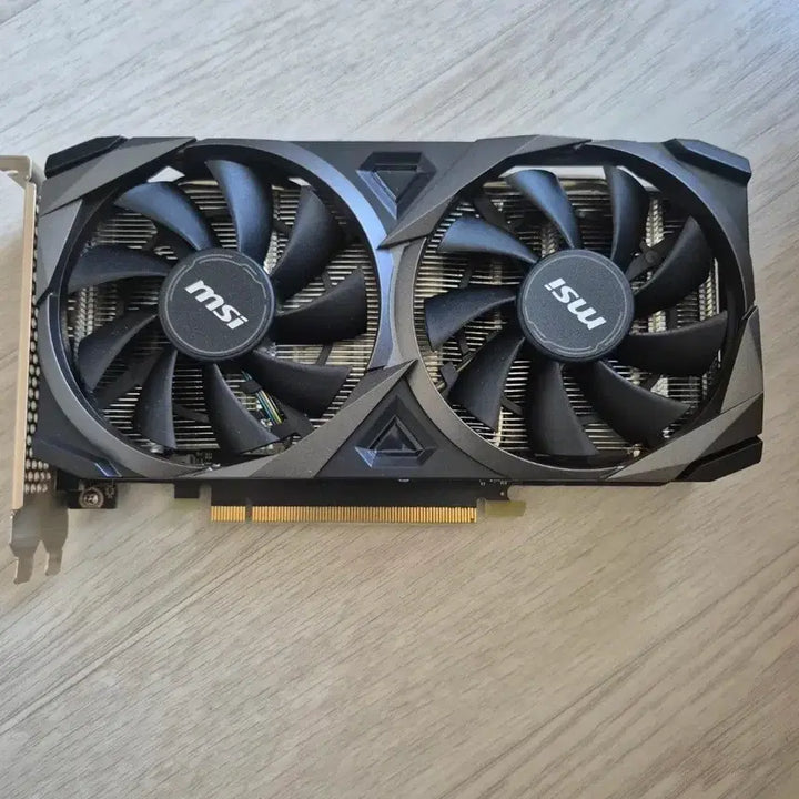 [BUNJANG] MSI RTX 3050 VENTUS 2X XS 8G OC Graphics Card / RTX 3050 VENTUS 2X XS 8G OC