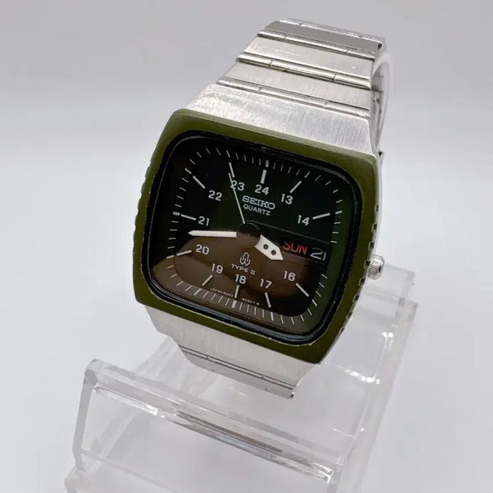 [BUNJANG] 1970s Seiko Type II Nato Black Day-Date Watch / 1970s 빈티지 세이코 type ii 나토블랙 데이데이트 시계