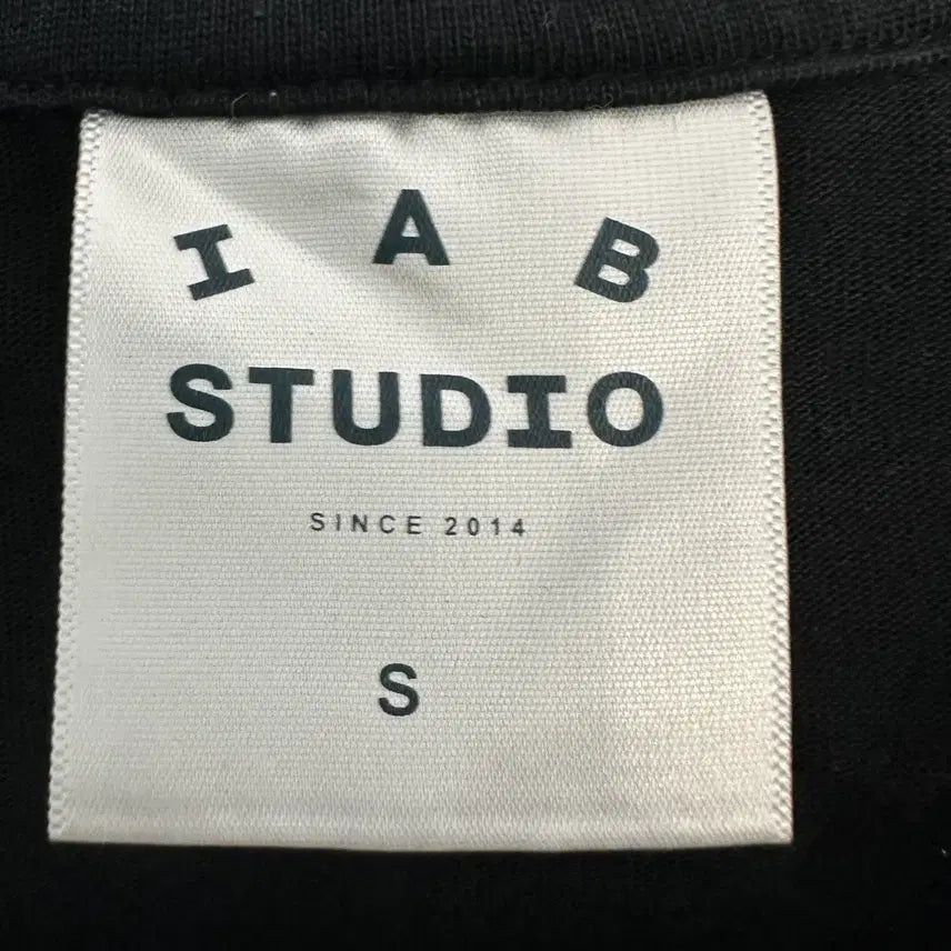 [BUNJANG] IAB STUDIO "Manwon Shop" Cotton T-Shirt (Size S) / [S] 아이앱스튜디오 반팔티 만원샵