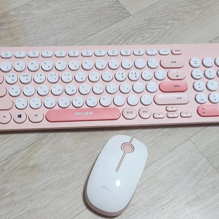 [BUNJANG] iRiver Wireless Keyboard and Mouse Set - Pink / 아이리버 무선 키보드 마우스 세트 핑크