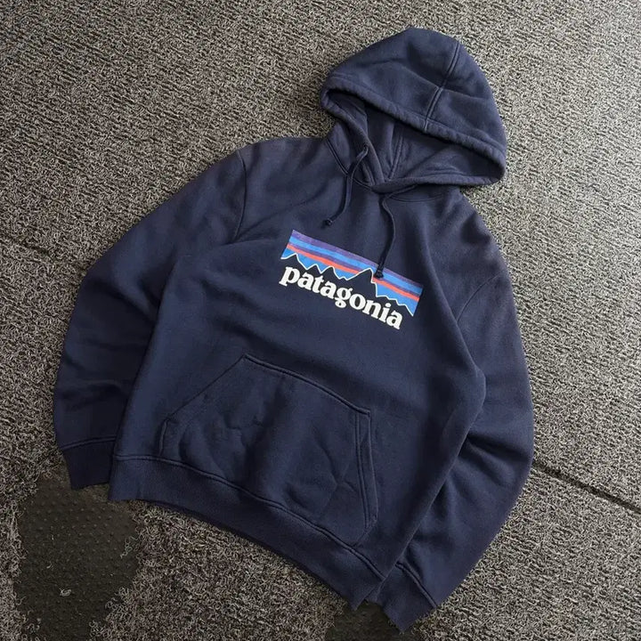 [BUNJANG] Patagonia P-6 Logo Uprisal Hoodie Navy / 파타고니아 P-6 빅로고 업라이절 후디 네이비 5063