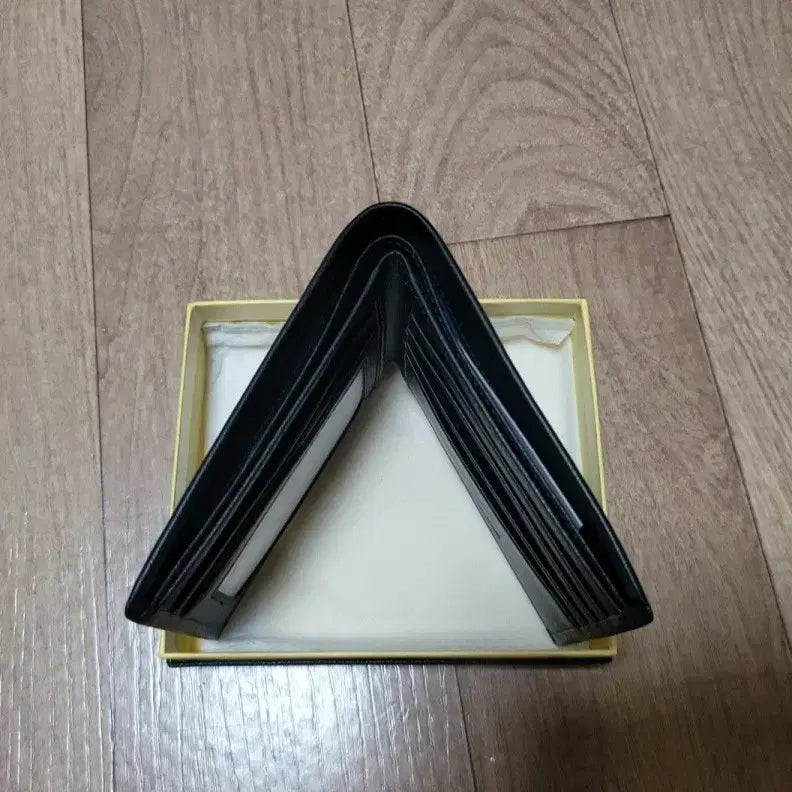[BUNJANG] William Polo Leather Bifold Wallet / 윌리엄폴로 가죽 반지갑(새상품)
