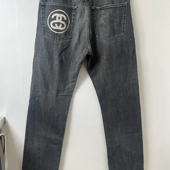 [SOLD OUT] [34] STUSSY