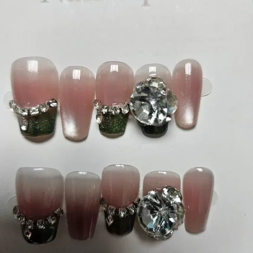 [BUNJANG] Press-On Nail Tips - Long French Gradient Bling Rhinestone &amp; Charm Design / 붙이는 네일팁 롱팁/프렌치/그라데이션/블링블링/스톤/파츠