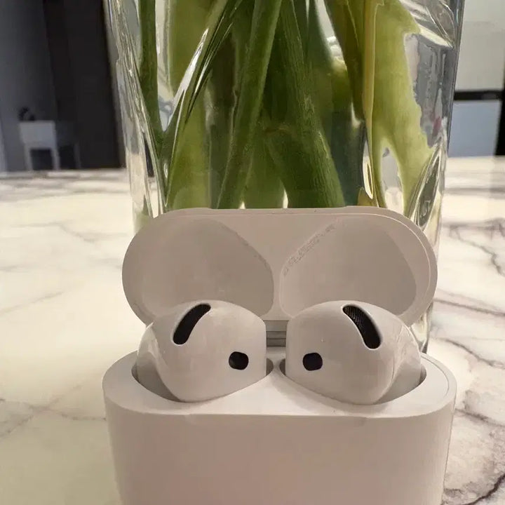 [BUNJANG] Apple AirPods 4th Generation / 에어팟 4세대