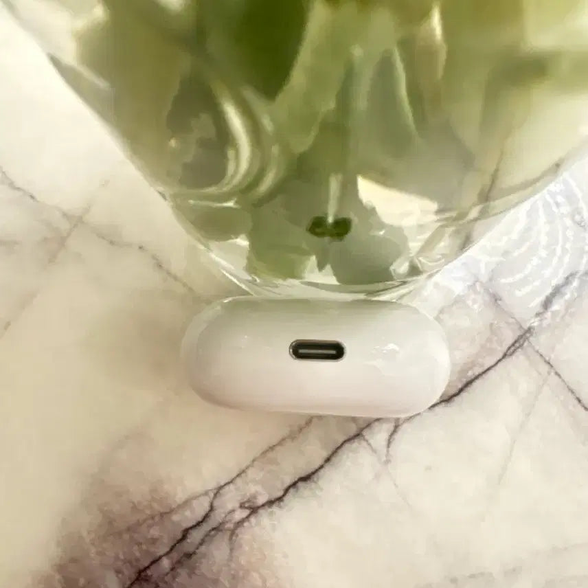 [BUNJANG] Apple AirPods 4th Generation / 에어팟 4세대