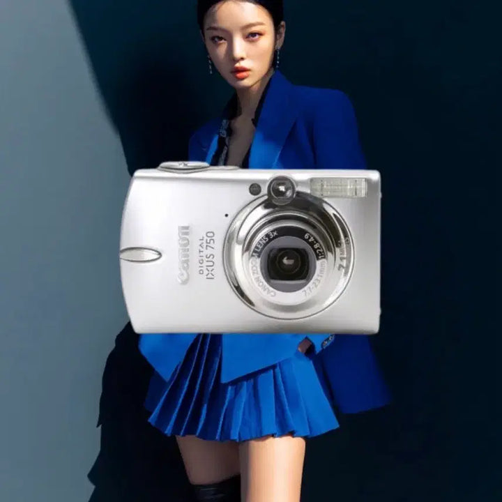 [BUNJANG] Canon IXUS 750 Silver Vintage Digital Camera / 캐논 익서스 750 CANON IXUS 750 빈티지 디지털 카메라 디카
