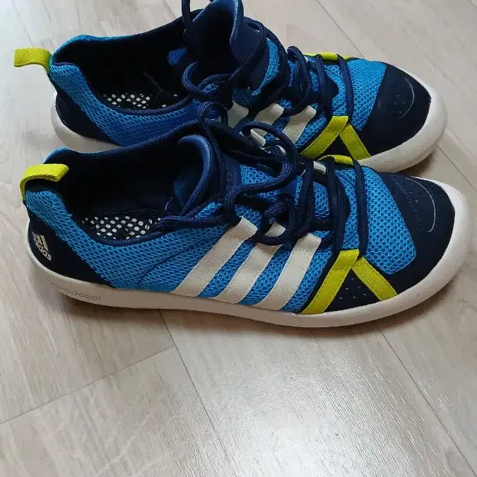 [BUNJANG] Adidas Lightweight Summer Sneakers &amp; Nike Slippers (Bundle Set) / 아디다스 초경량 여름 운동화 +나이키 슬리퍼 2개 일괄이에요 남녀공용