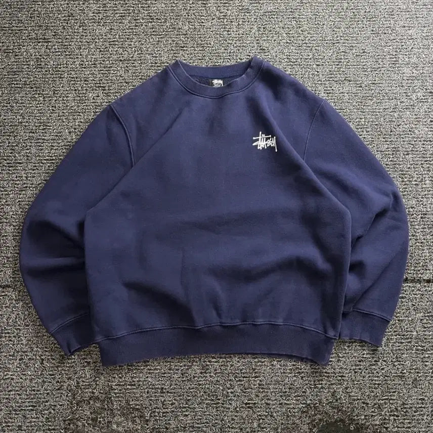 [BUNJANG] Stussy Basic Signature Big Logo Crewneck Sweatshirt L / 스투시 베이직 시그니처 빅로고 크루넥 맨투맨 5065