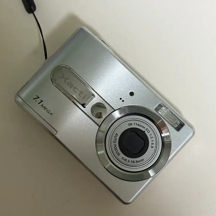 [BUNJANG] Sanyo Xacti DSC-S75 Digital Camera / 산요 작티 dsc-s75 디카 카메라