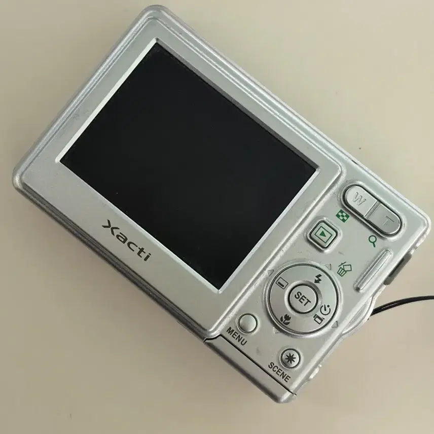 [BUNJANG] Sanyo Xacti DSC-S75 Digital Camera / 산요 작티 dsc-s75 디카 카메라