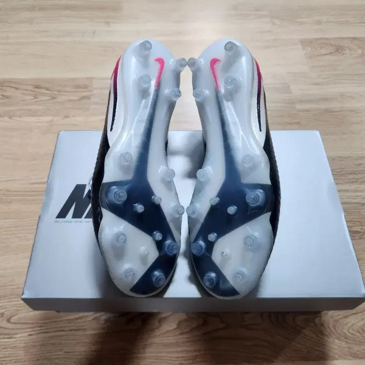 [BUNJANG] Nike Phantom 6 Elite AG Football Boots / [260] 나이키 축구화 팬텀 6 엘리트 AG