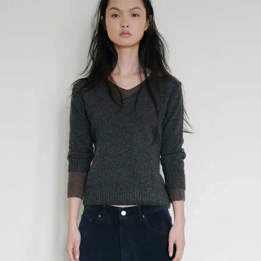 [BUNJANG] REPOS Alpaca V-Neck Knit Charcoal M / 리포스 REPOS Alpaca V-Neck Knit 브이넥 니트