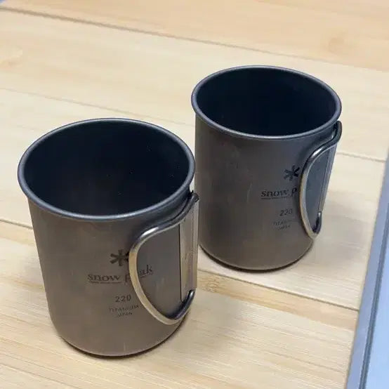 [BUNJANG] Snow Peak Titanium Cup 220 (2 pcs) &amp; Titanium Trek 1400 Pot Set / 티타늄 컵 220 2개, 코펠 1400