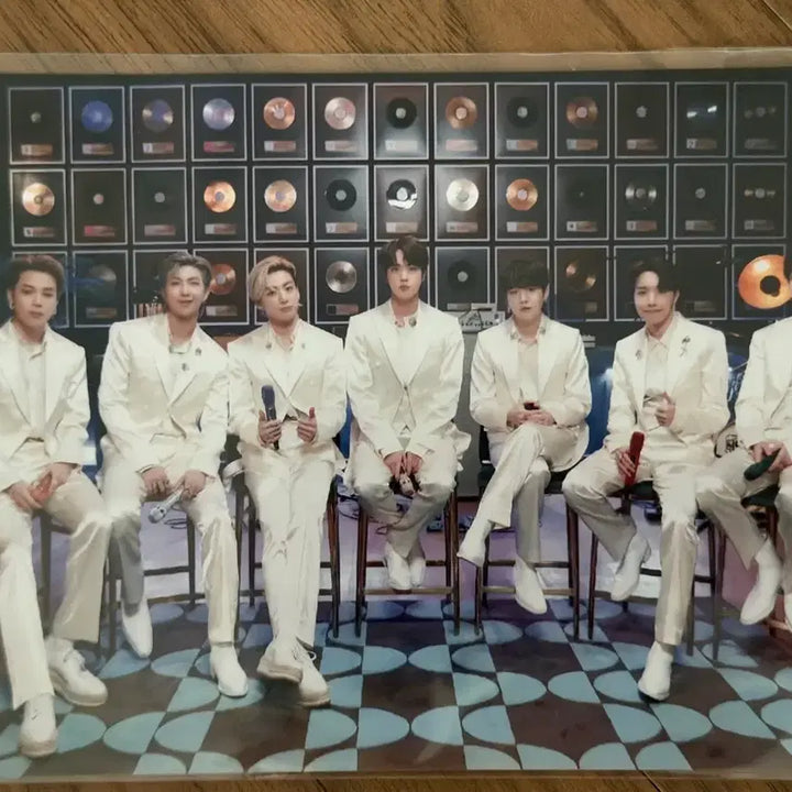 [BUNJANG] BTS Memories of 2021 DVD Group Photo &amp; Frame / BTS &