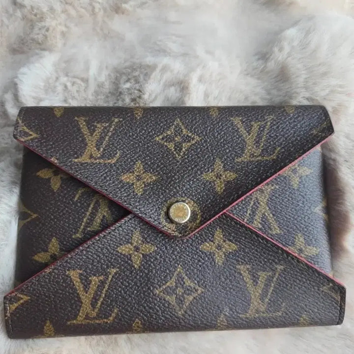 [BUNJANG] Louis Vuitton Kirigami Monogram Card Holder / 루이비통 키리가미 모노그램 카드지갑