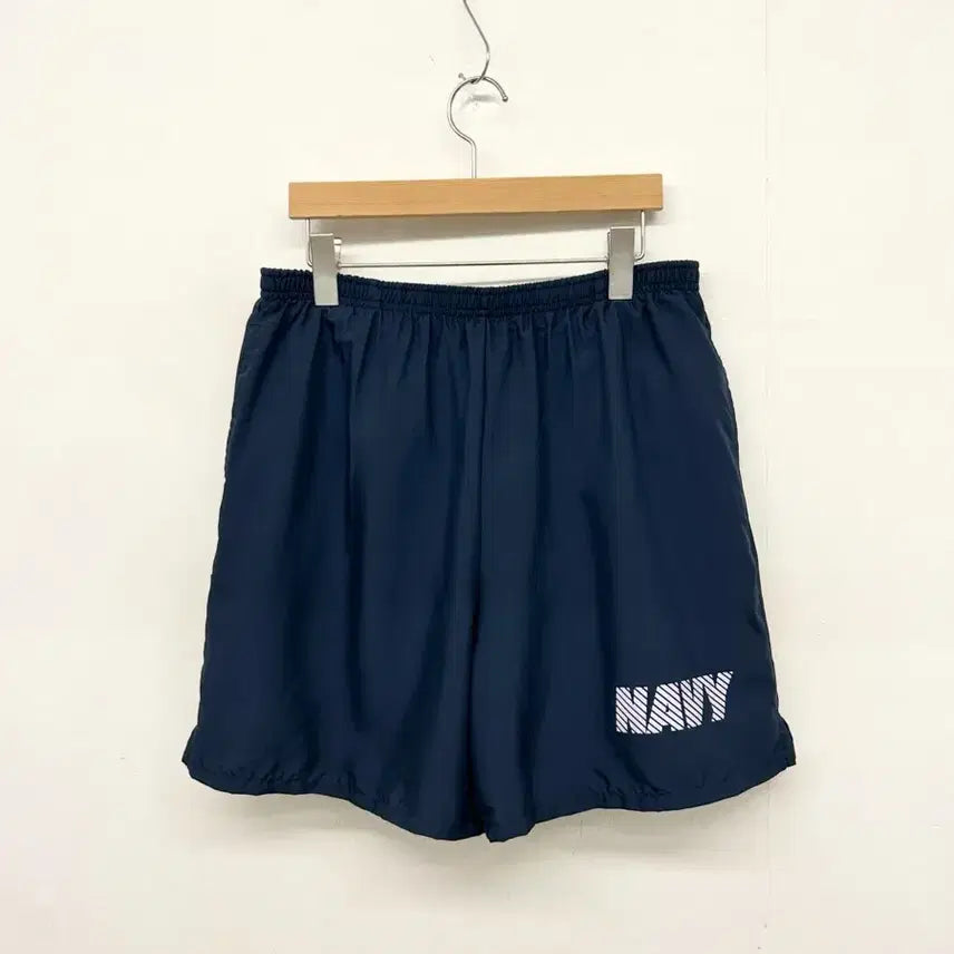 [BUNJANG] New Balance US Navy PT Shorts / 뉴발란스 US NAVY 반바지