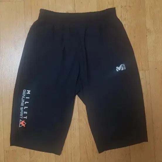 [BUNJANG] Millet Waterproof Black Spandex Shorts (28-30 inch) / (정품/새상품급)밀레 방수 얇은 냉감용 블랙 스판 반바지, 28~30인치