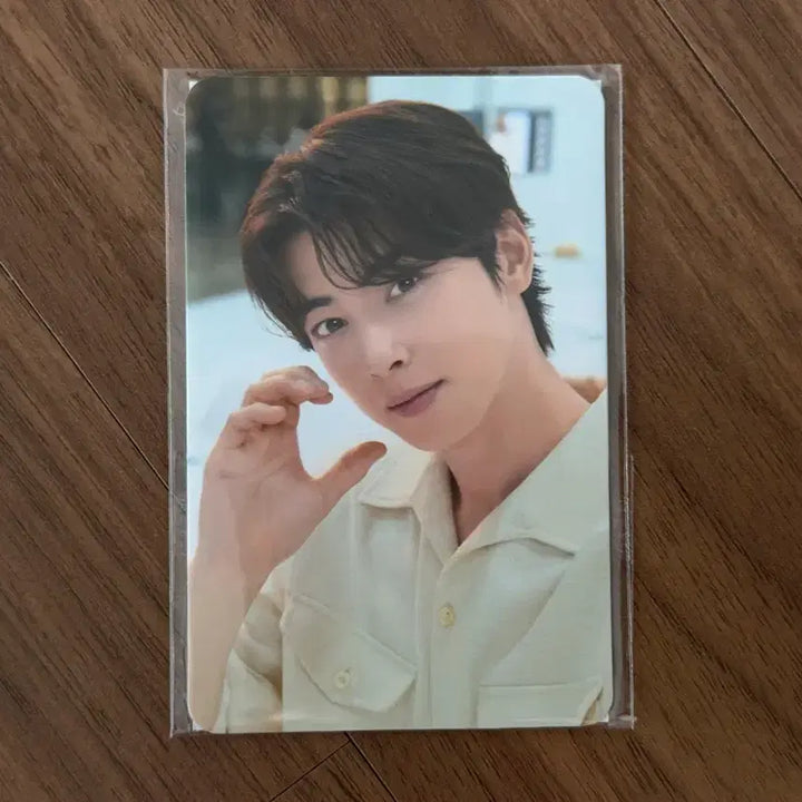 [BUNJANG] Cha Eun Woo Subway Photocard / 차은우 서브웨이 포토카드 (완전새거)