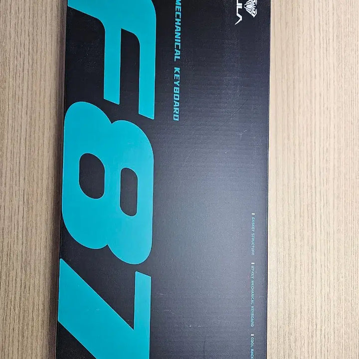 [BUNJANG] Leopold FC750RBT PD Silent Peach Switch V2 Mechanical Keyboard / 독거미 f87 pro 저소음 피치축 v2 풀박스