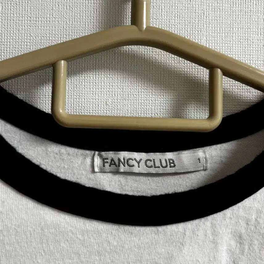 [BUNJANG] Fancy Club Long Sleeve T-Shirt Size 1 / 팬시클럽 긴팔티셔츠 1사이즈