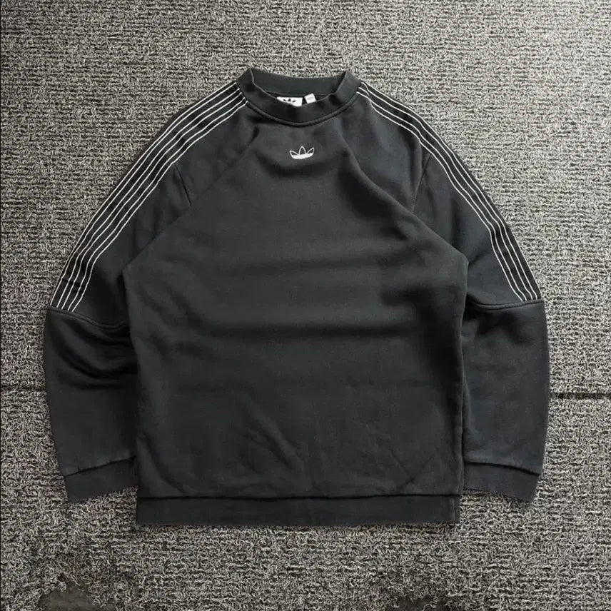 [BUNJANG] Adidas Sideline Crewneck Sweatshirt / 아디다스 사이드라인 크루넥 맨투맨 5068
