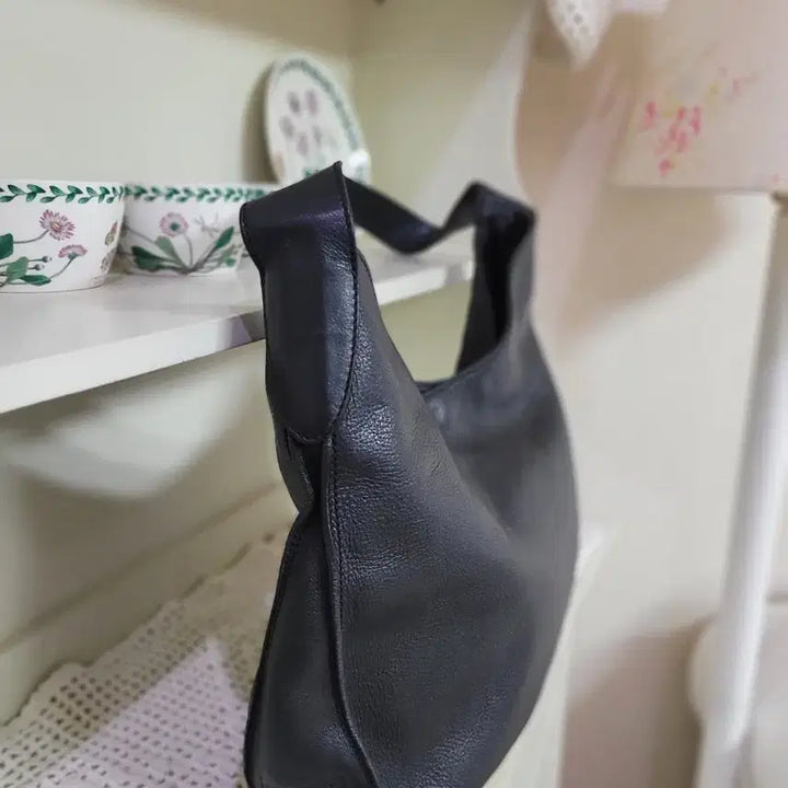 [BUNJANG] Bally Genuine Cowhide Hobo Bag / 정품 발리 소가죽 호보백