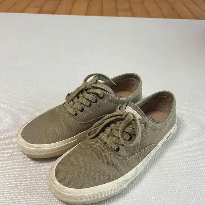 [BUNJANG] Kith x Bronson Deck Shoes Sneakers / 킨치 x 브론슨 데크슈즈 스니커즈
