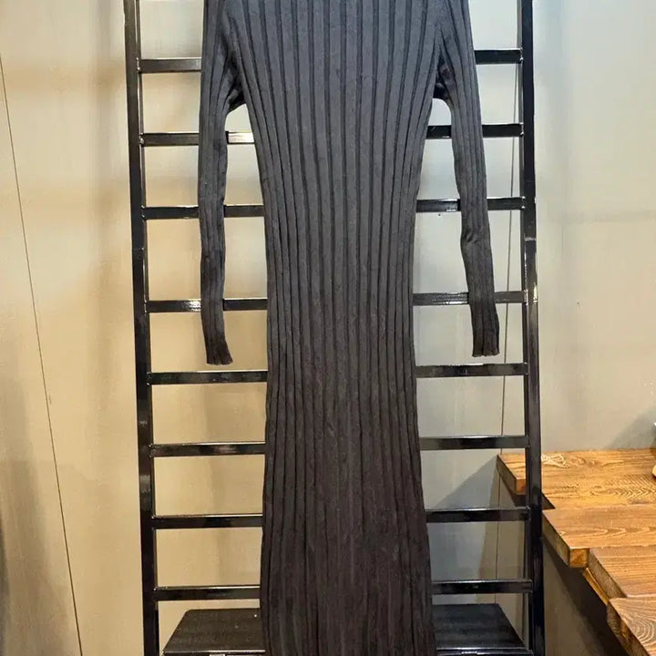 [BUNJANG] ZARA Ribbed Knit Long Button-Front Cardigan Dress Black / [M] ZARA 자라 골지 니트 롱 원피스 블랙 카라 단추 가디건 원피스