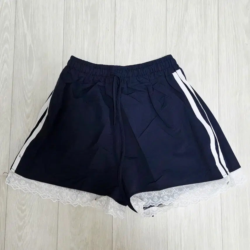 [BUNJANG] Navy Lace Shorts / ㅁ새상품ㅁ 네이비 레이스 반바지