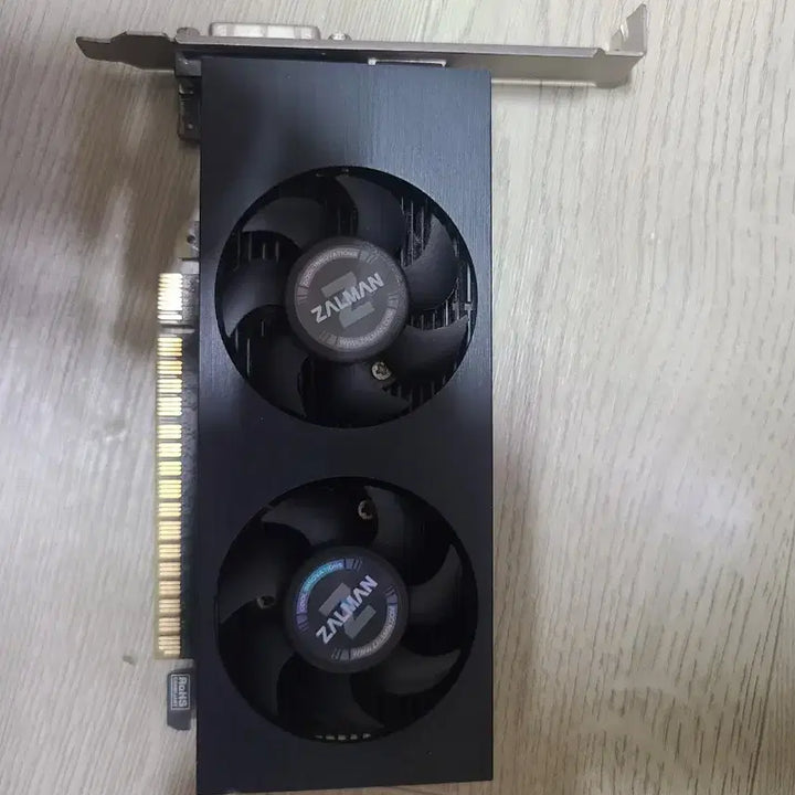 [BUNJANG] Intel Core i7-2600 CPU, Gigabyte GA-B75M-D3H Motherboard, and NVIDIA GeForce GTX 650 Graphics Card Bundle / i7 2600cpu GA-B75M-D3H 메인보드 gtx 650