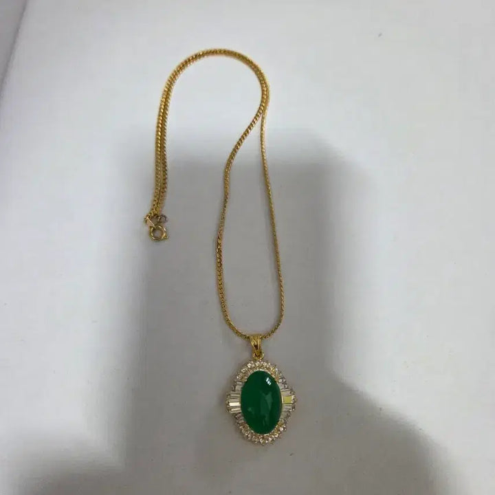 [BUNJANG] Special Plated Pendant Necklace with Jade and Cubic Zirconia / 특수도금목걸이 펜던트 옥 나석 세팅