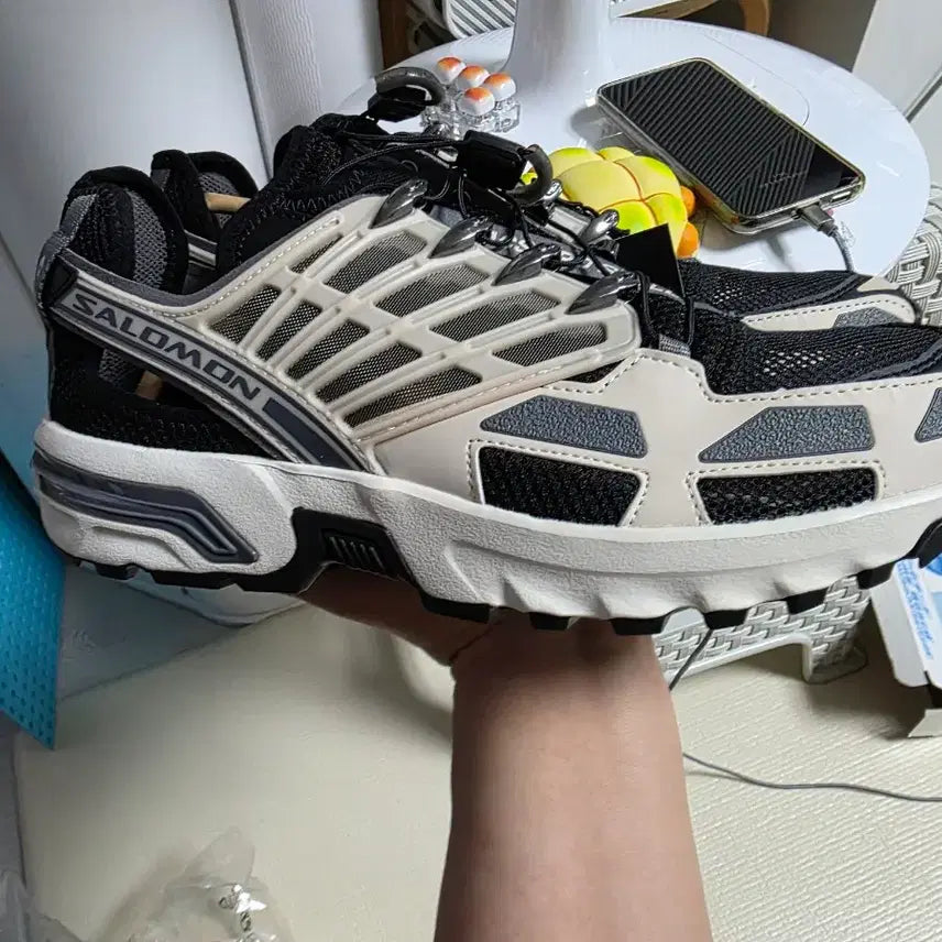 [BUNJANG] Salomon ACS Pro Shell Rainey Day Black Hiking Shoes / 살로몬 ACS 프로 쉘 레이니 데이 블랙