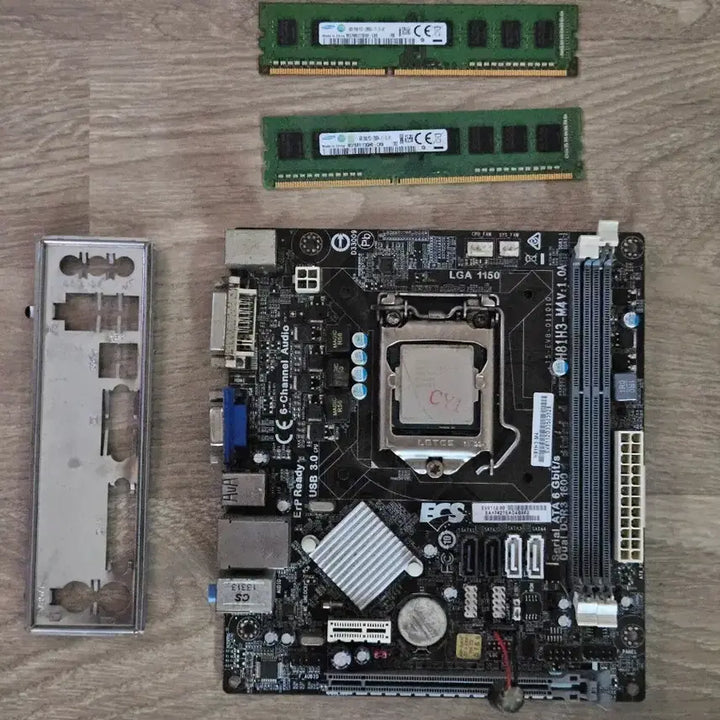 [BUNJANG] H81 Motherboard with Intel i3-4130 CPU and 8GB DDR3 RAM / h81보드
