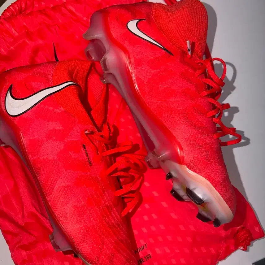 [BUNJANG] Nike Phantom Luna Elite FG - Bosnia Made (265mm) / [S급] 나이키 팬텀 루나 엘리트 보스니아산 265
