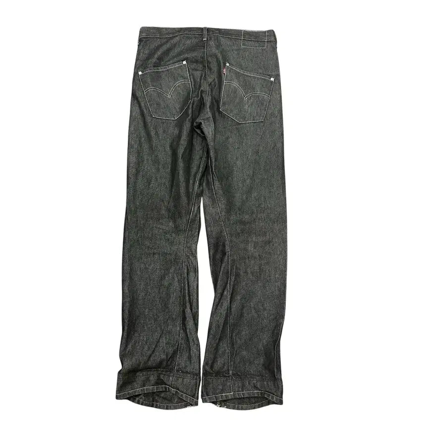 [SOLD OUT] 리바이스 엔지니어드 데님 팬츠