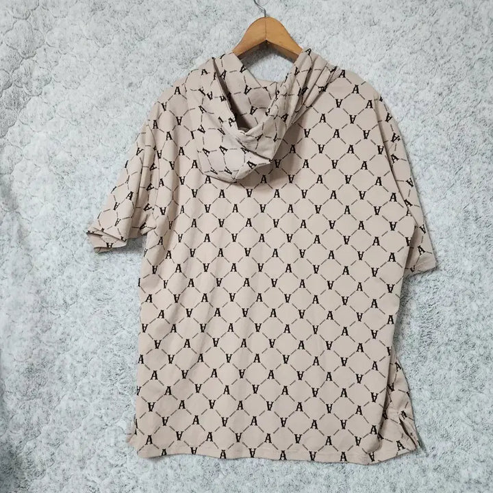 [BUNJANG] Annoyed Short-Sleeved Hoodie T-Shirt Size 95 / 528B [95] Annoyed 반팔 후드 티셔츠