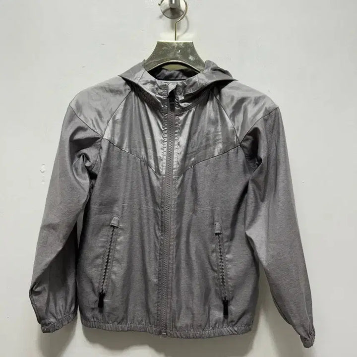 [BUNJANG] Nike Kids Windbreaker Grey Size 120 / 나이키 바람막이 그레이 키즈 120사이즈