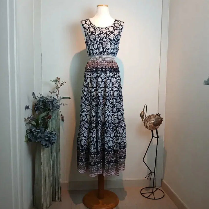 [BUNJANG] LAP Sleeveless Floral Maxi Dress M / LAP나시 맥시 원피스 꽃무늬. M