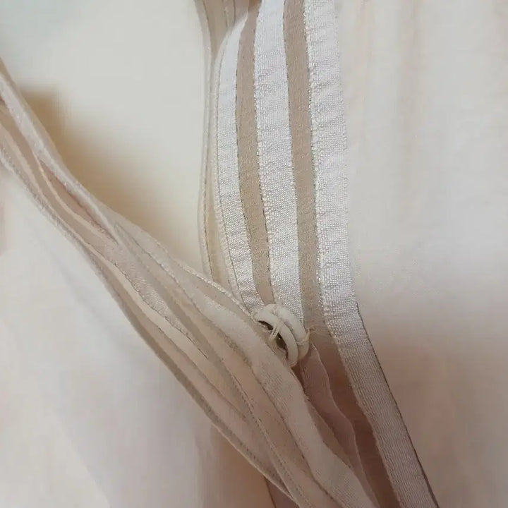 [BUNJANG] Short Sleeve Blouse Beige / 반팔 블라우스 베이지색
