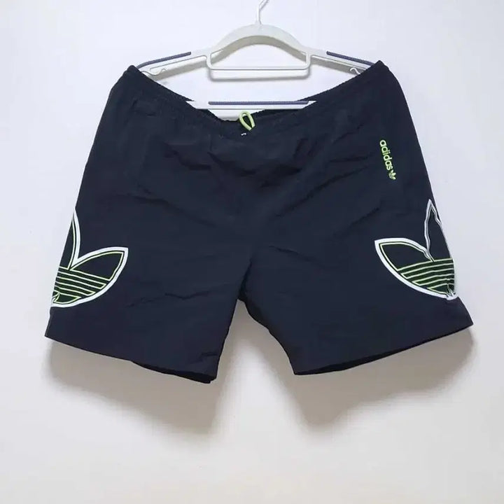[BUNJANG] Adidas Originals Logo Shorts (Size 2XL) / 아디다스 오리지널로고 반바지 (사이즈 110/2XL)