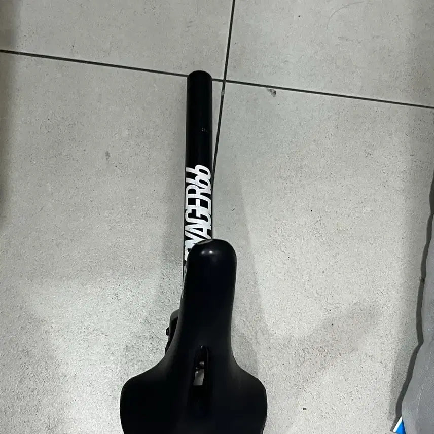 [BUNJANG] Voyager Seatpost &amp; Saddle Set / 보이져 싯포스트 , 안장 판매