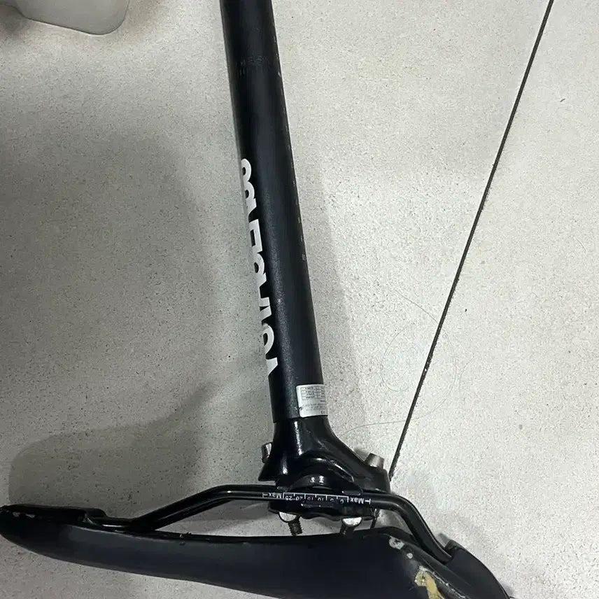 [BUNJANG] Voyager Seatpost &amp; Saddle Set / 보이져 싯포스트 , 안장 판매