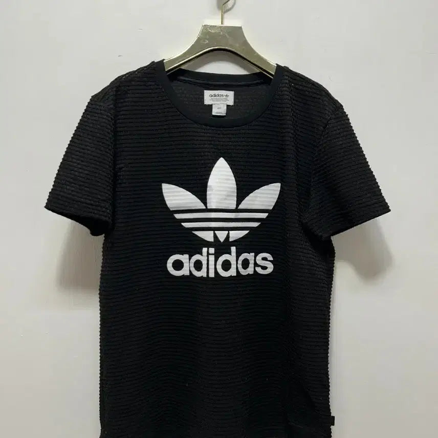 [BUNJANG] Adidas 3-Stripes Logo T-Shirt Black S / 아디다스 삼선 로고 반팔 티셔츠 블랙 S